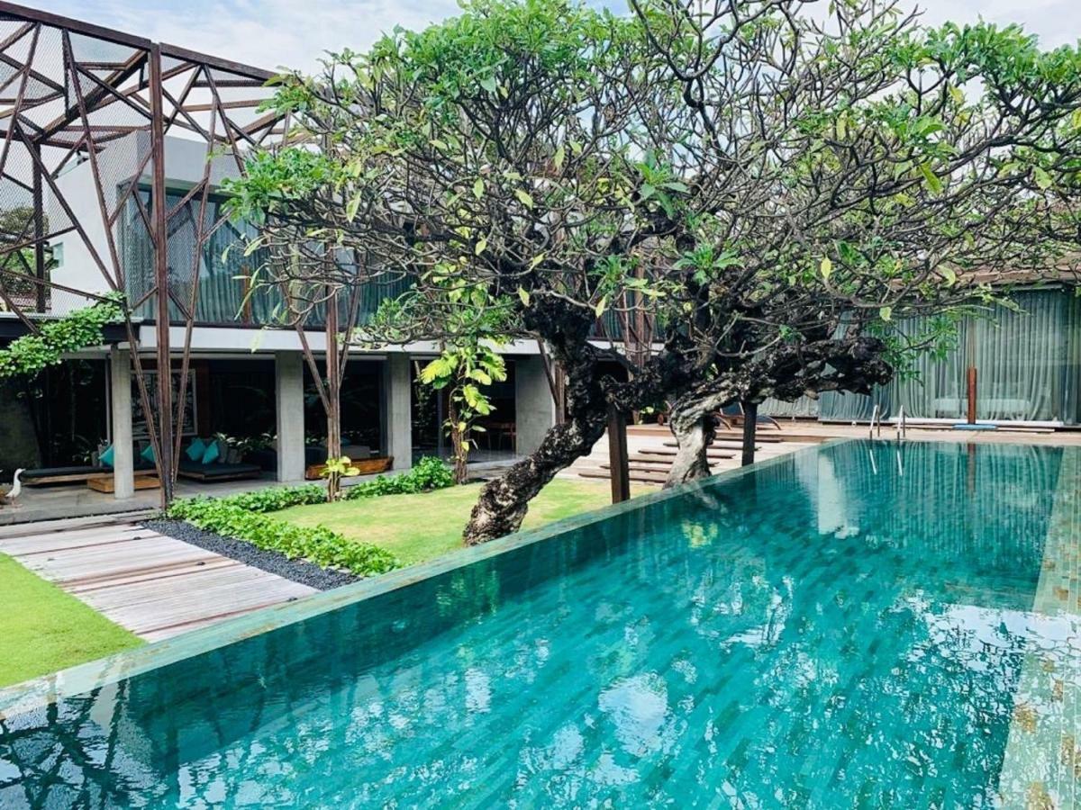 Ziva A Residence Seminyak Buitenkant foto