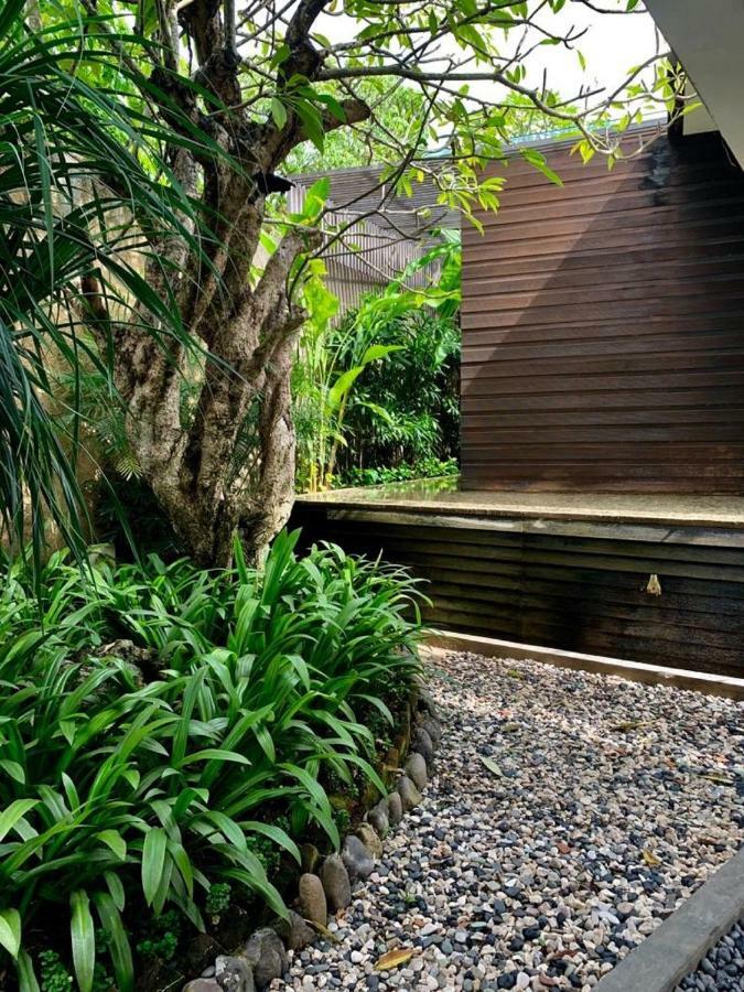 Ziva A Residence Seminyak Buitenkant foto